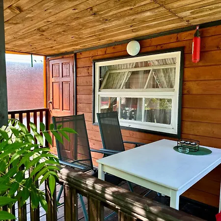 Alkana Semesterbostad *